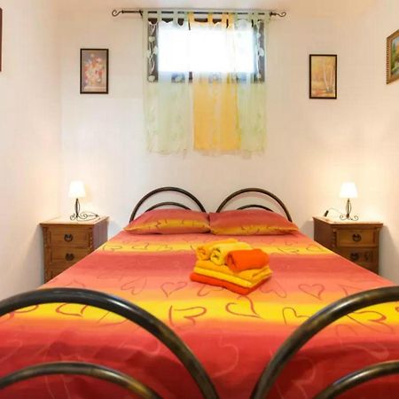 Villa Angioj توتوبيلاّ المظهر الخارجي الصورة